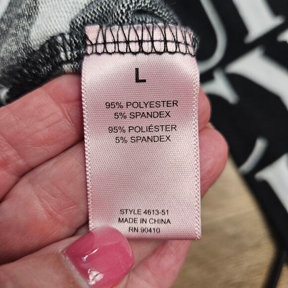 Juicy Couture Black White Letter Print Long Sleeve Top Knit Large Spellout - Picture 10 of 15